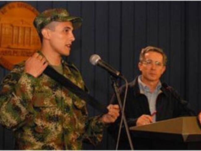 Al soldado William Domínguez se le acabó la ilusión de ser cantante porque no le cumplieron las promesas