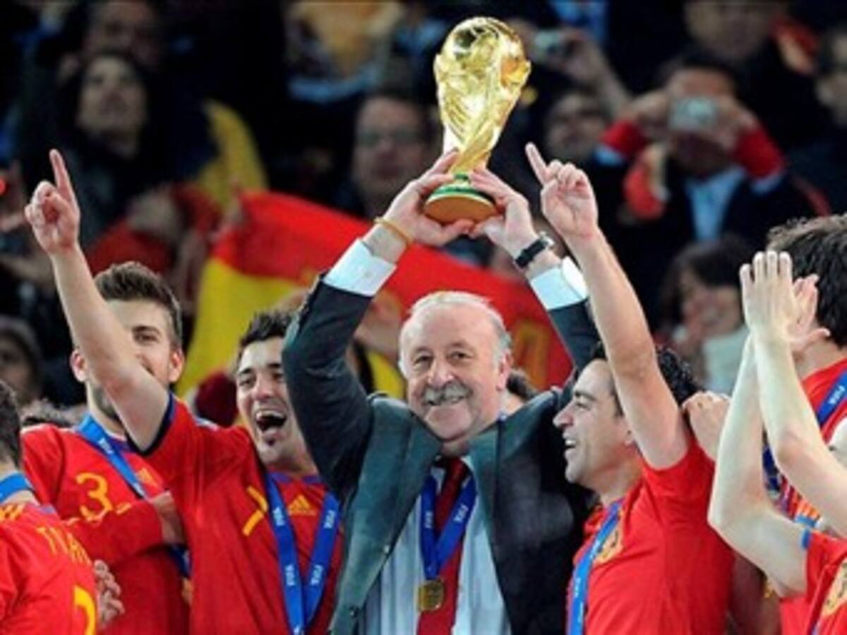 Del Bosque: 'España se merece todo esto, que va más allá de lo deportivo'