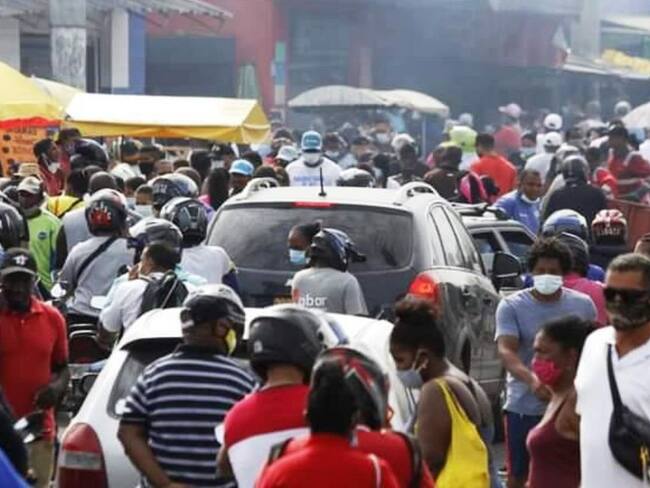 Aglomeraciones estuvieron a la orden del sin ningún control por las autoridades