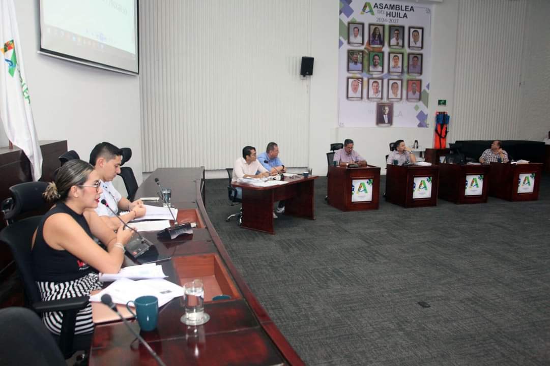 Se crean juntas de acción comunal.