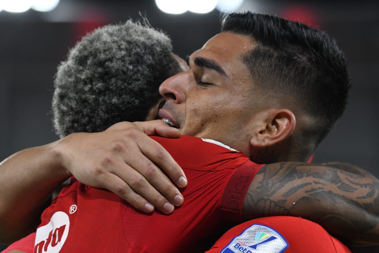 Luis Ramos y Dylan Borrero marcaron los dos goles del América de Cali / Colprensa.