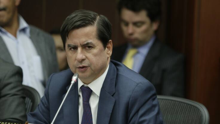 “Soy el primer defensor de la Constitución de 1991″: Juan Fernando Cristo, MinInterior (d)