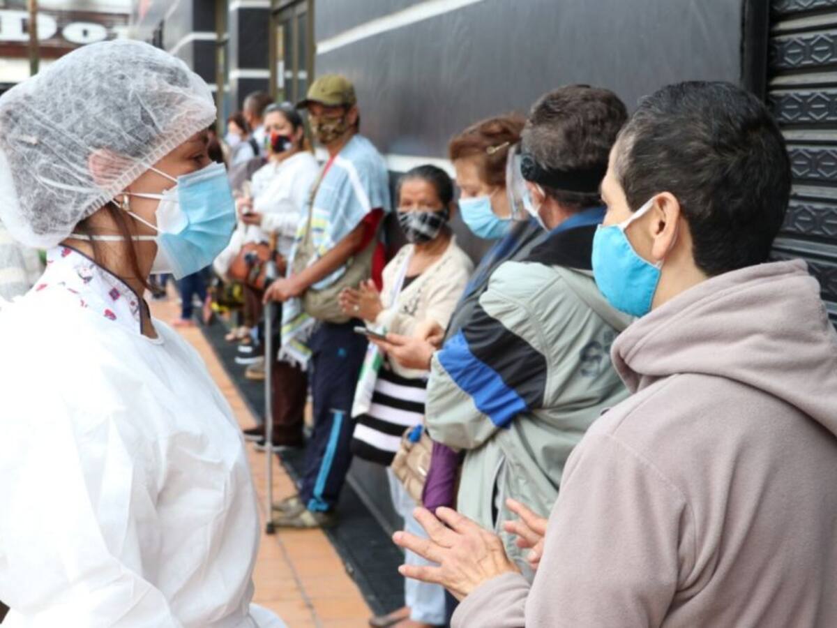 No cesan las quejas en Risaralda por las aglomeraciones en la EPS Medimás