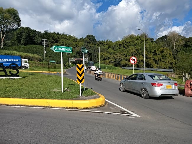 Glorieta de Versalles en Calarcá, Quindío, inicio de la vía la línea. Foto: Adrián Trejos