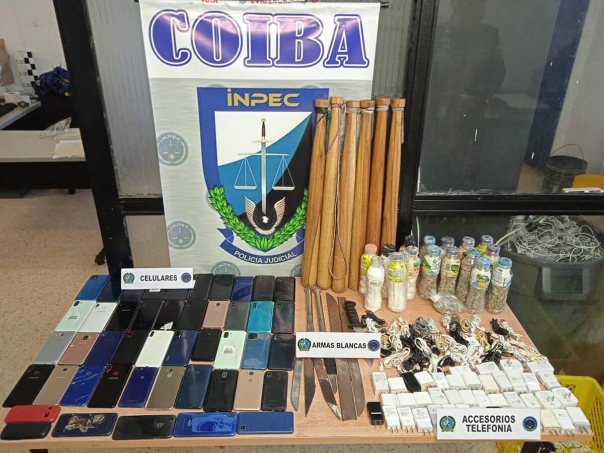 Operativo en la cárcel de Ibagué dejó la incautación de celulares, armas y hasta cocaína