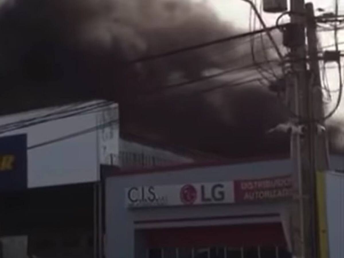 Incendio en serviteca dejó pérdidas materiales considerables en Cartagena
