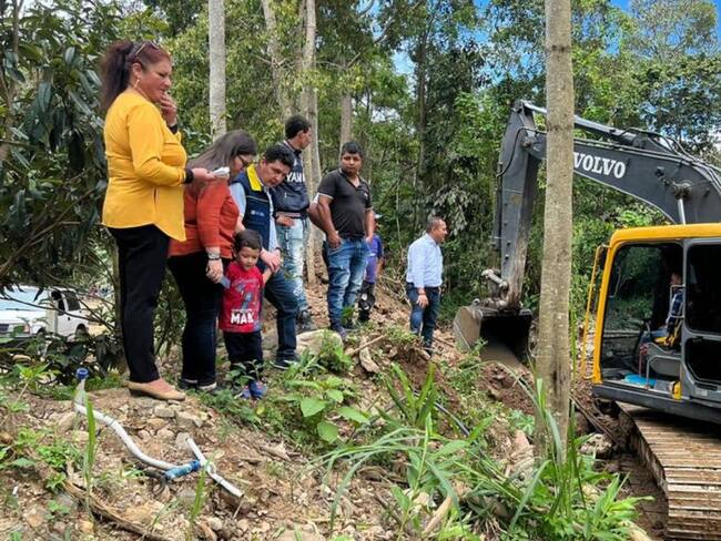 Continúa el trabajo de la maquinaria amarilla por todo el departamento para atender las afectaciones por temporada de lluvias.