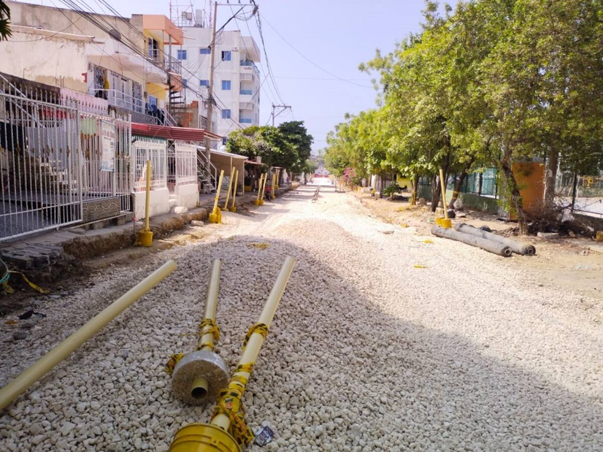 Contratista paralizó obra en calle La Lengua por falta de pago del Distrito