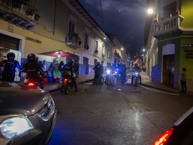 &quot;Ecuador es mi país, pero la delincuencia está mandando&quot;: testimonio de vendedor ambulante tras ola de violencia