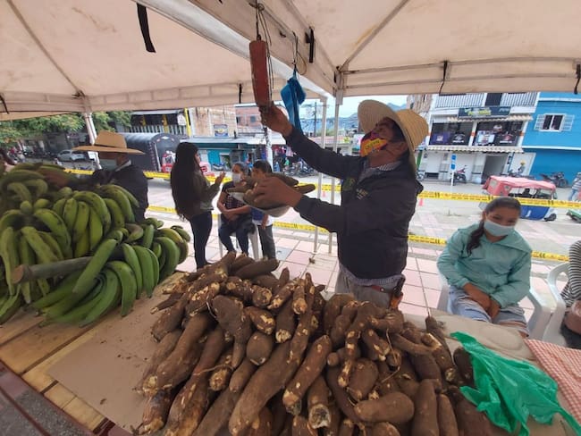 Caracol Radio recorrió el municipio tolimense. Sus campesinos ofrecen productos para salir de la crisis provocada por la COVID-19.