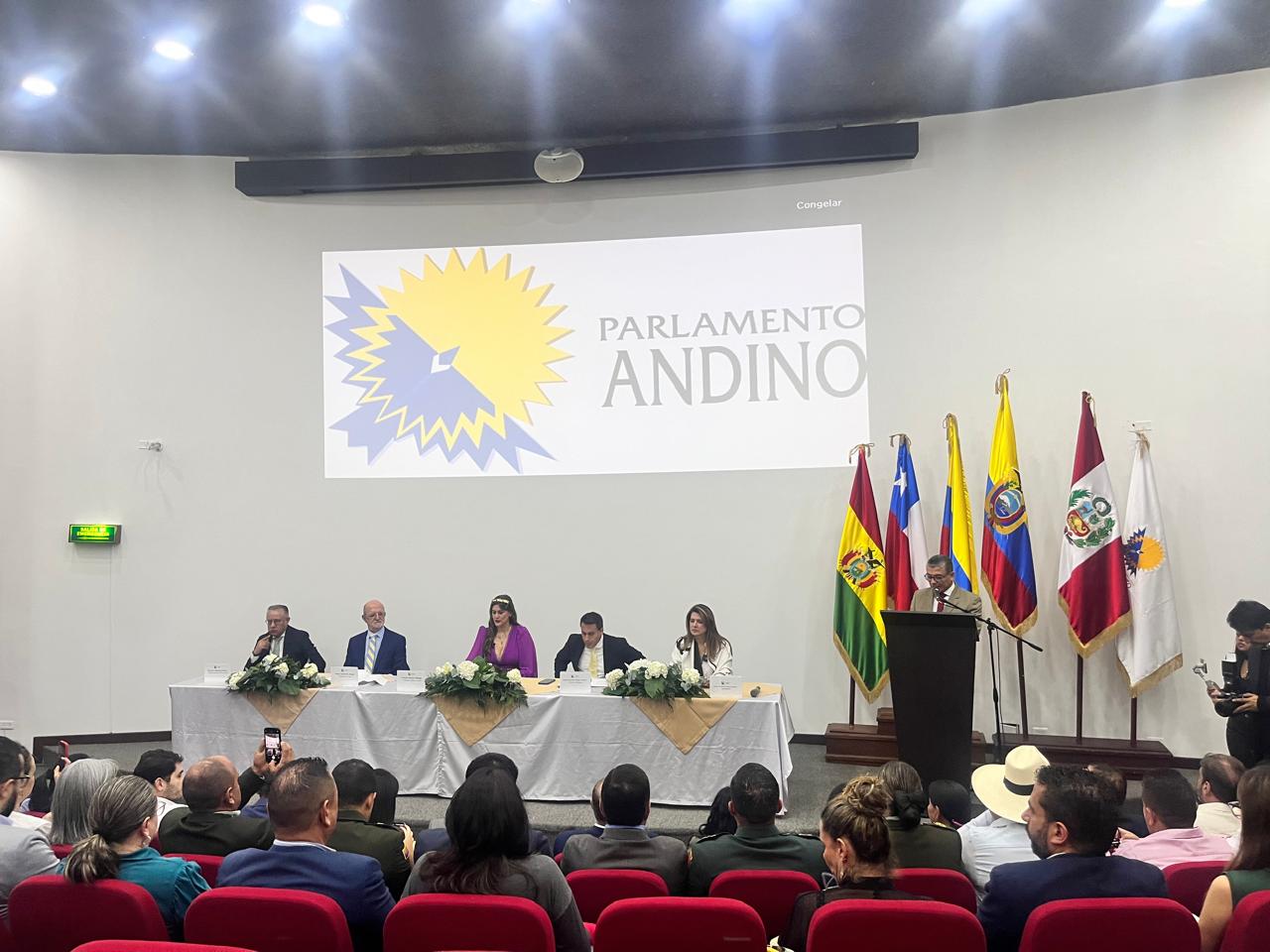 Parlamento Andino sesiona en Manizales - Foto: Caracol Radio