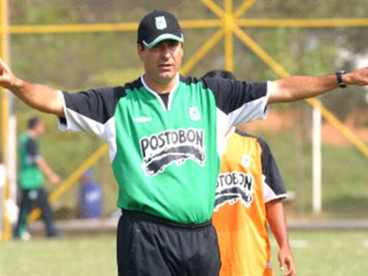 Valencia e Ibarbo confirmados en Nacional para juego ante Equidad por la final del fútbol colombiano