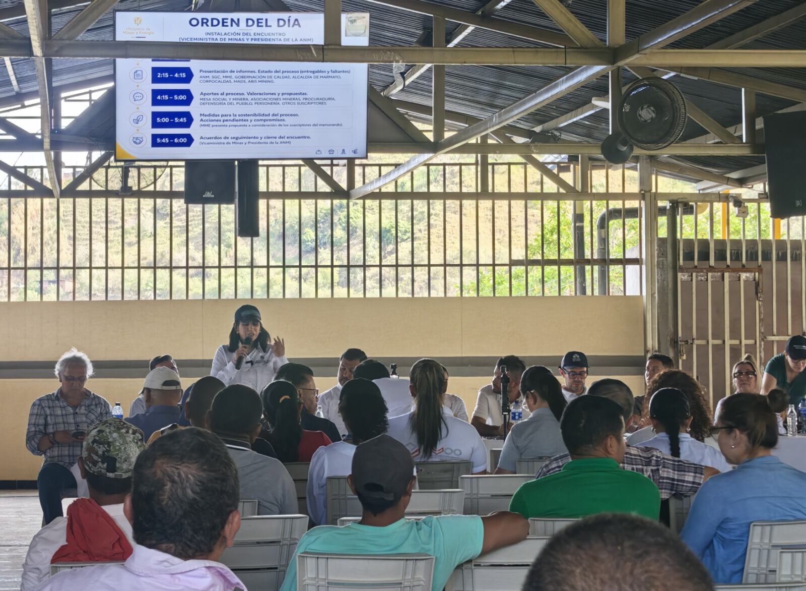 Reunión de seguimiento al proceso de formalización en Marmato. Foto: Aris Mining.