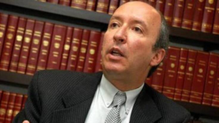 Restitución a Petro no tiene reversa: Juan Manuel Charry