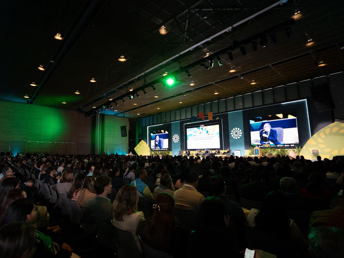 Liderazgos unidos en la Cumbre de Sostenibilidad 2025: ideas y propuestas para el país