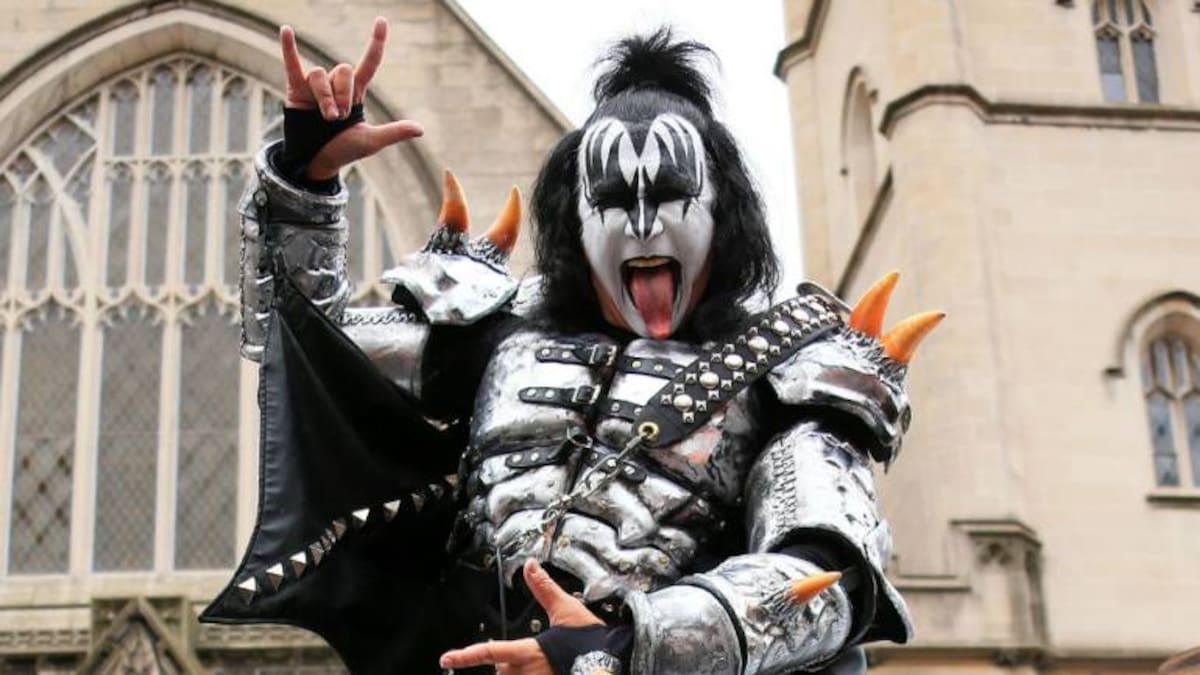 Gene Simmons borra el rastro de las 4.000 mujeres con las que tuvo sexo