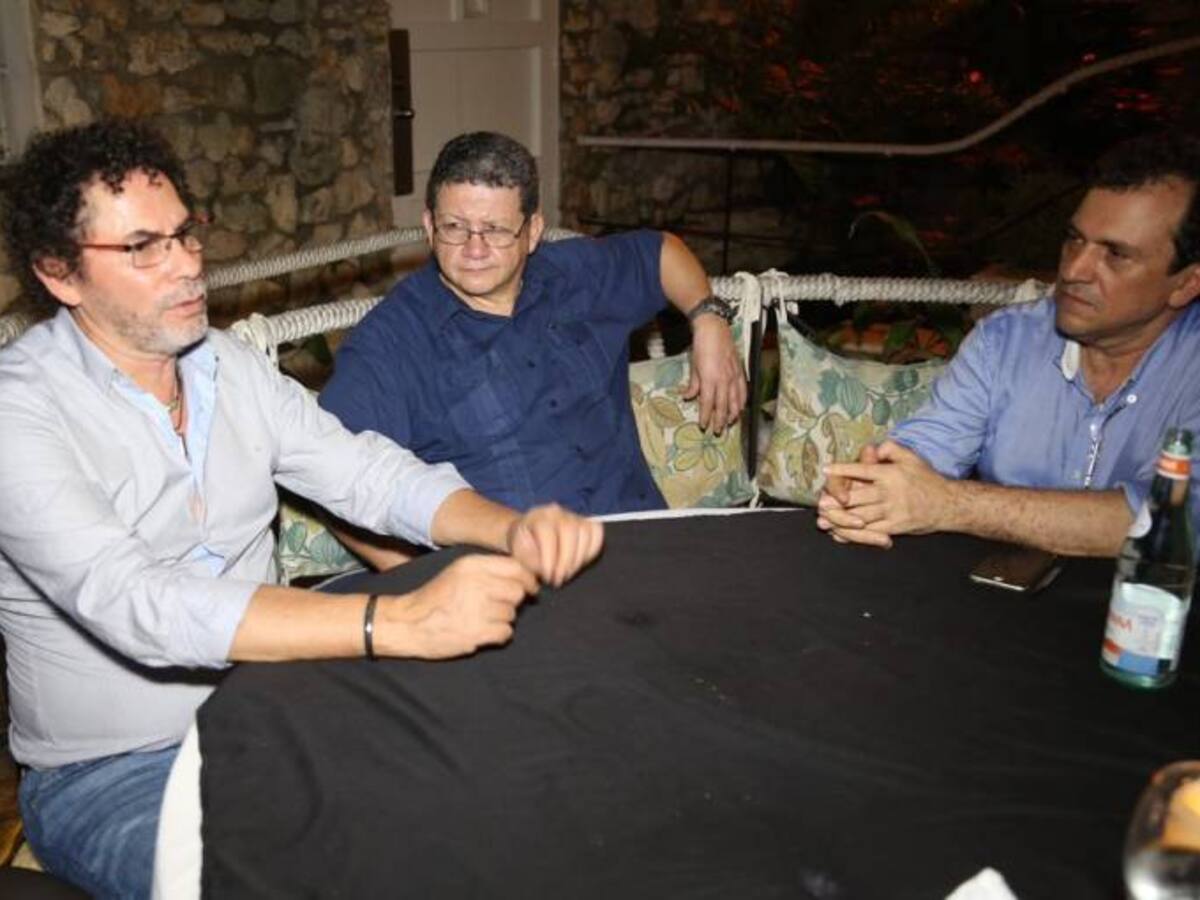 Exalcalde Alonso Salazar se reunió con voceros de las Farc en La Habana