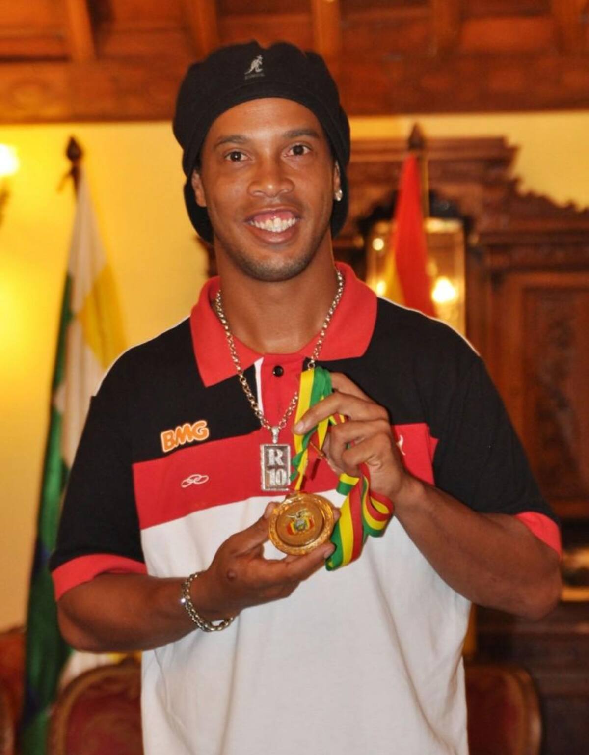 El día de hoy el crack brasileño cumple 34 años, Caracol Radio le muestra sus mejores momentos.
