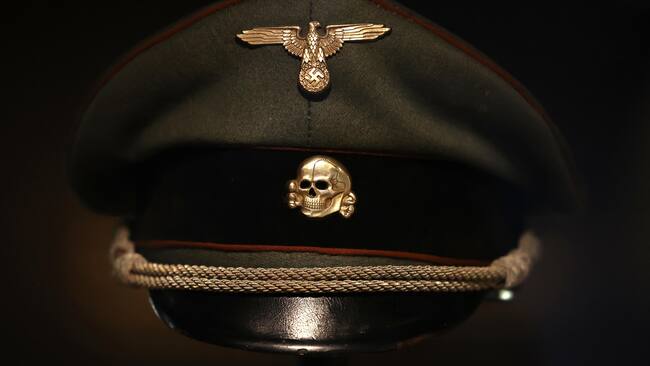 London (United Kingdom), 11/12/2024.- A cap belongs to a concentration camp guard is displayed at the Holocaust Galleries of the Imperial War Museum in London, Britain, 16 January 2025. The 27th of January marks Holocaust Memorial Day. 2025 is the 80th anniversary of the liberation of the Auschwitz-Birkenau concentration camp. The Holocaust, known in Hebrew as the Shoah, was the systematic genocide of six million Jews by Nazi Germany between 1941 and 1945. Two-thirds of Europe's Jewish population were killed by mass shootings and poison gas in extermination camps. The Holocaust Gallery of the Imperial War Museum contains 2,000 photos and books that tell stories about Jewish communities and individuals in Europe before the Nazis'Äô rise to power, their experiences during the 1930s and throughout the Second World War, and the six million Jewish people murdered in the Holocaust. (Alemania, Reino Unido, Londres) EFE/EPA/NEIL HALL ATTENTION: This Image is part of a PHOTO SET