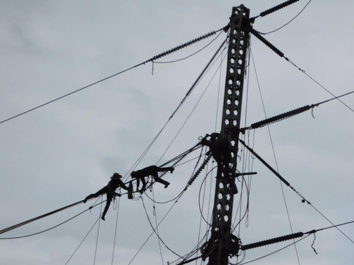Luego de 12 días sin servicio de energía, regresa la luz a Arauca