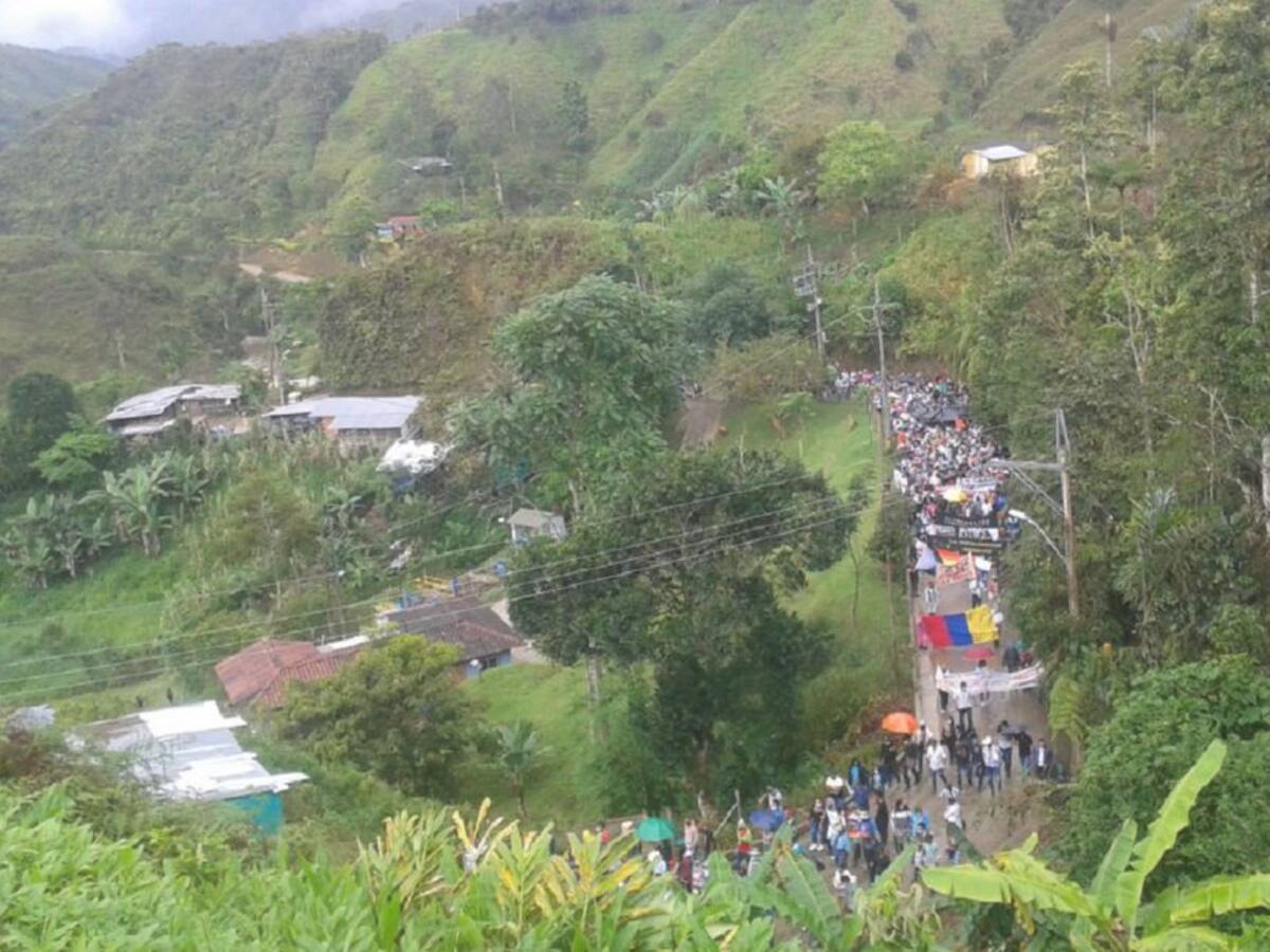 Campesinos de Anorí rechazan injerencia de las disidencias en la protesta