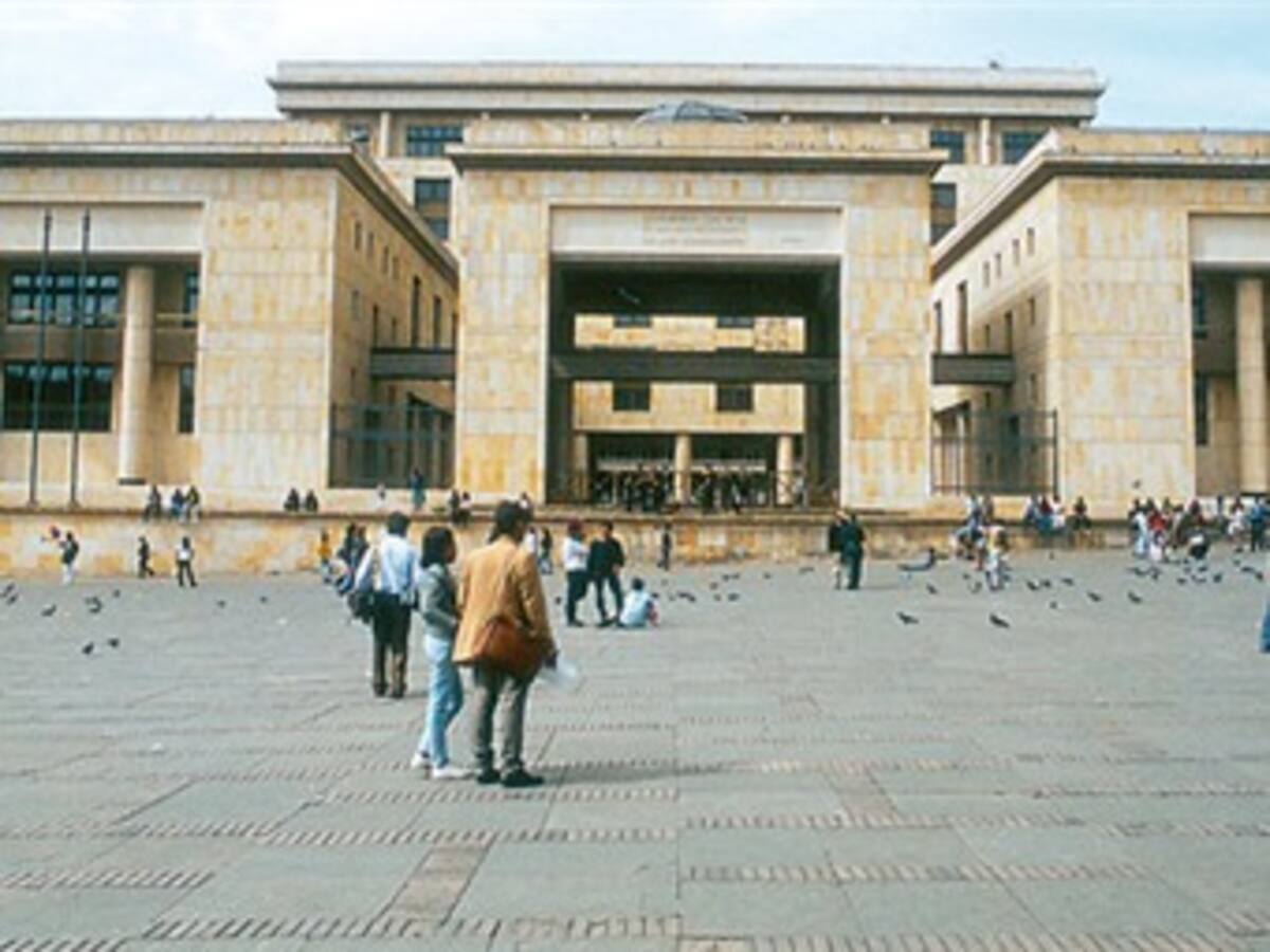 La Corte Constitucional admitió el estudio de la demanda de la Ley de Víctimas