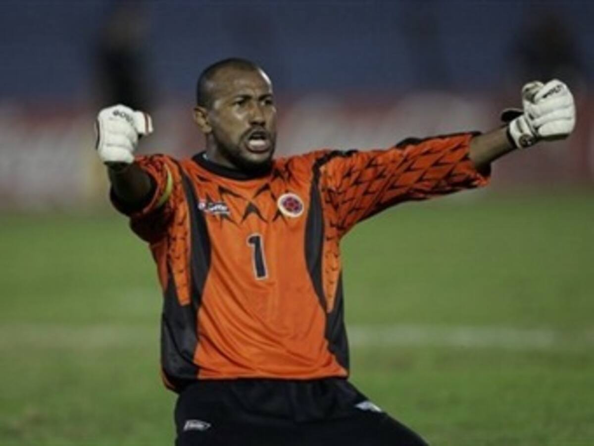 La Dimayor levanta sanción al portero Julio y suspende al delantero Valencia