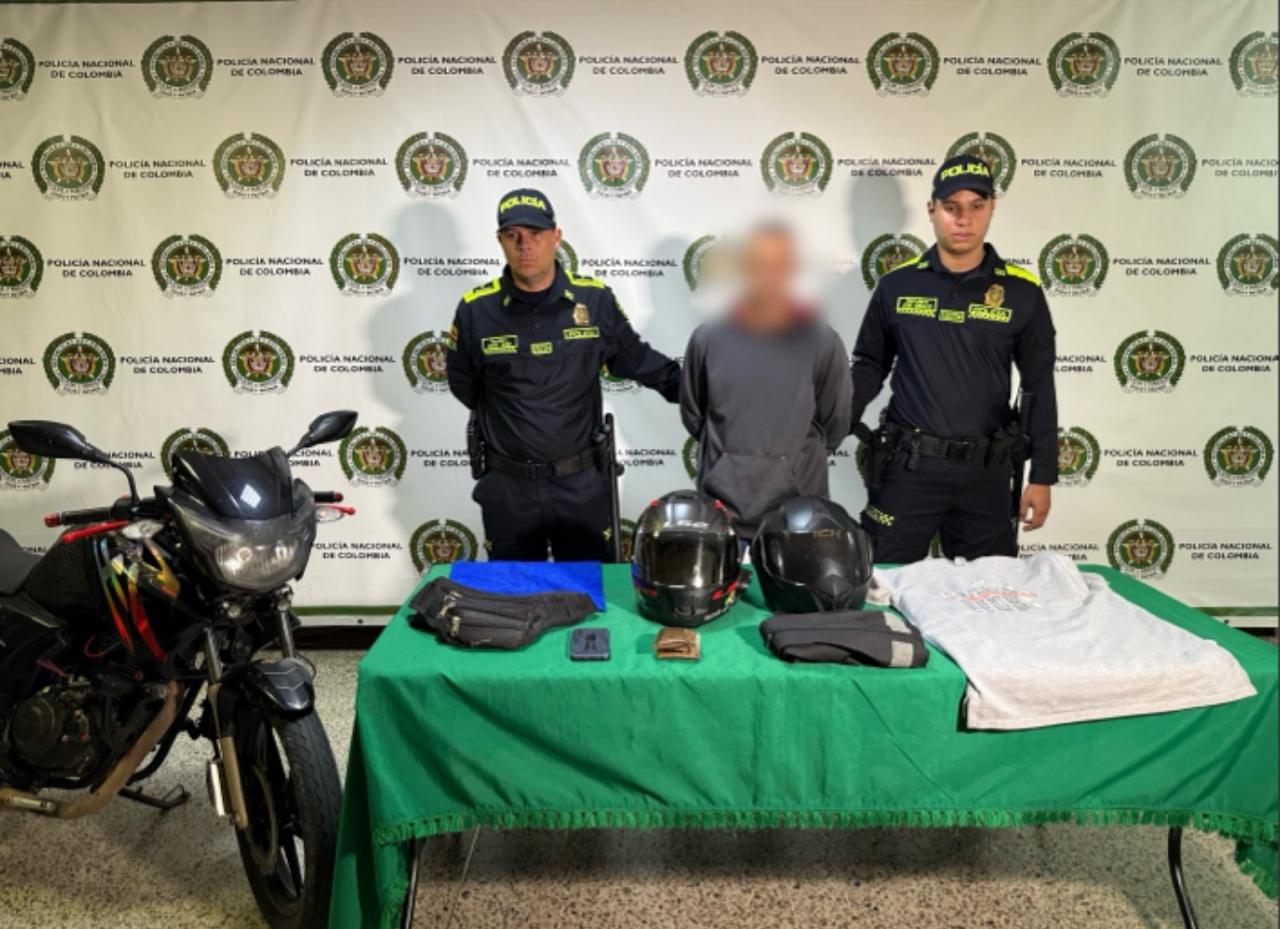 Capturaron a hombre que se hacía pasar por mototaxista para abusar sexualmente de mujeres en Antioquia. Foto: Policía Meval.