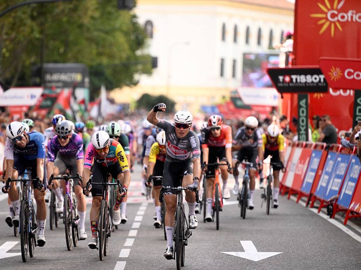 Jasper Philipsen es el ganador de la etapa 8 en la Vuelta España: repase acá su triunfo al embalaje