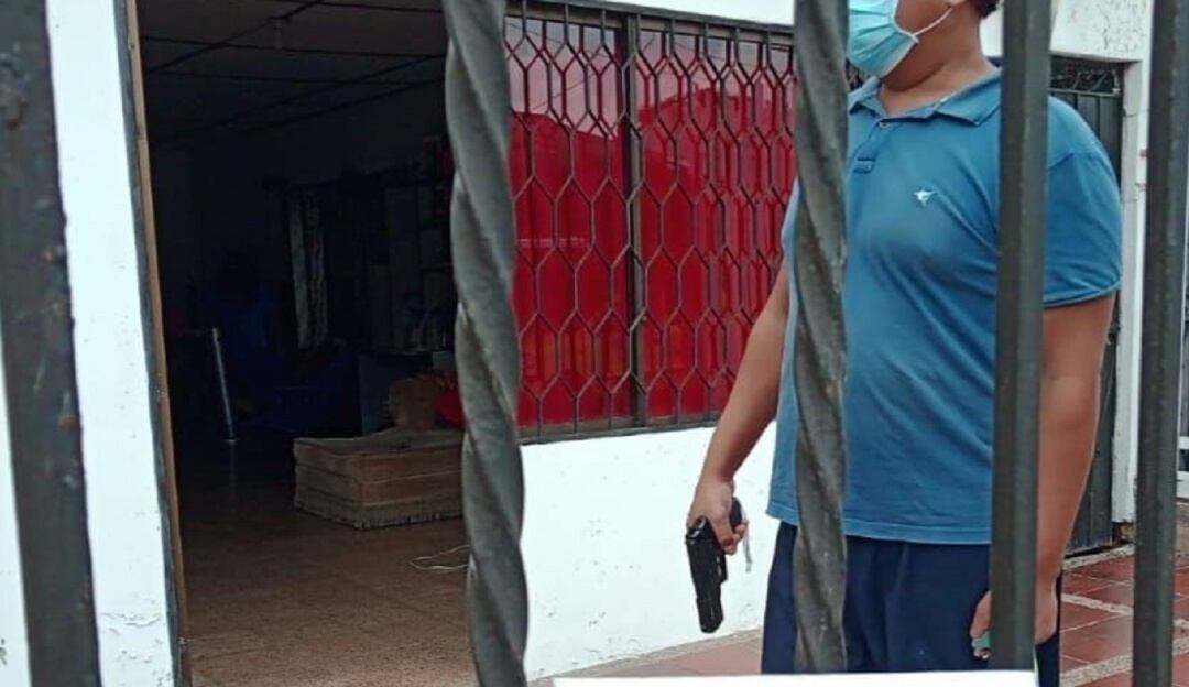Persona que amenazó con arma de fuego. Cortesía: Air-e
