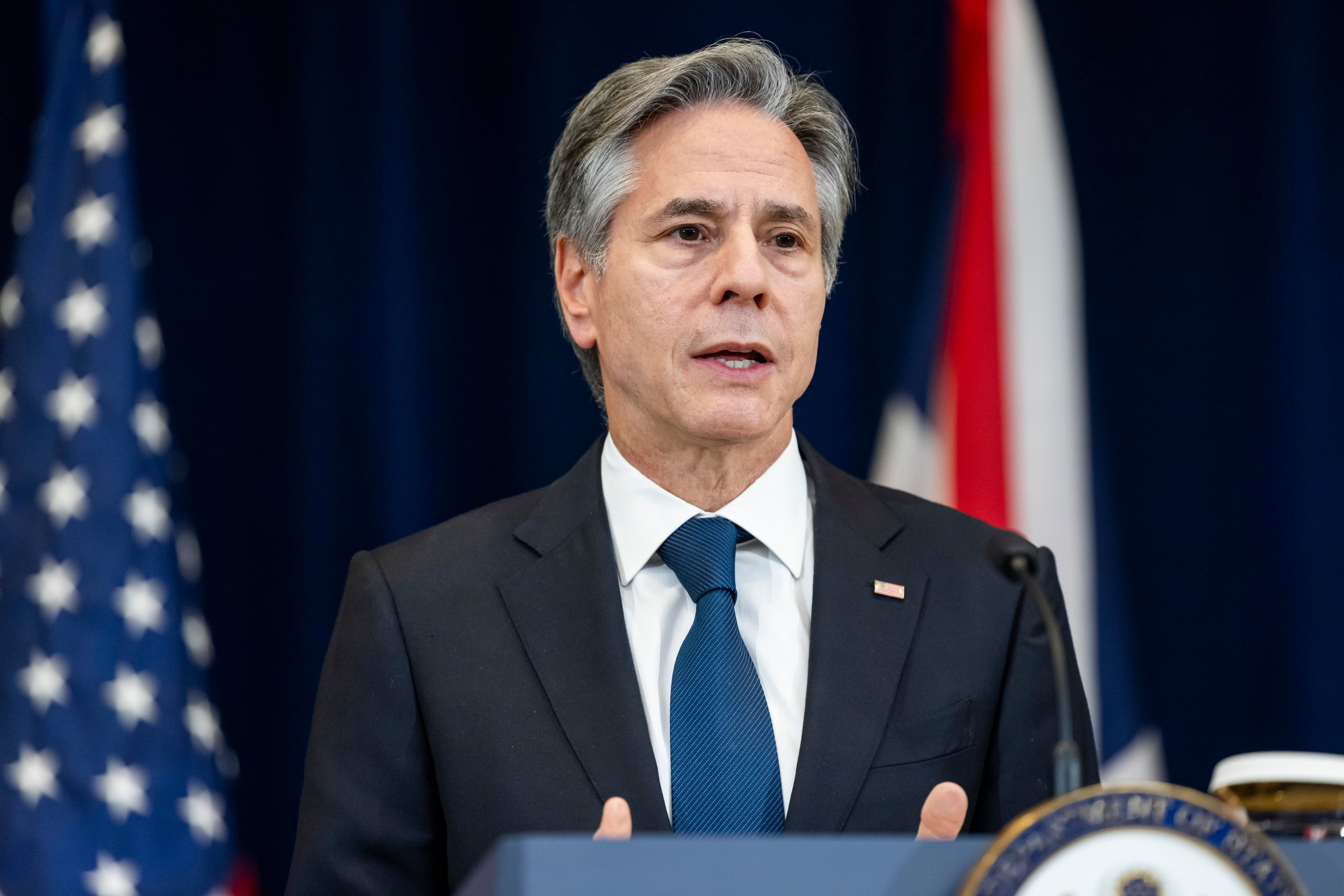 Washington (United States), 07/12/2023.- US Secretary of State Antony Blinken holds a press conference with UK Foreign Secretary David Cameron (not pictured) at the State Department in Washington, DC, USA, 07 December 2023. The two spoke about Israel's ongoing incursion into Gaza, and about getting further aid to Ukraine to help the country combat Russia's ongoing invasion. (Rusia, Ucrania) EFE/EPA/JIM LO SCALZO