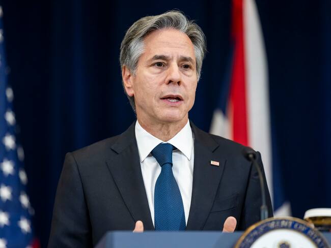 Washington (United States), 07/12/2023.- US Secretary of State Antony Blinken holds a press conference with UK Foreign Secretary David Cameron (not pictured) at the State Department in Washington, DC, USA, 07 December 2023. The two spoke about Israel's ongoing incursion into Gaza, and about getting further aid to Ukraine to help the country combat Russia's ongoing invasion. (Rusia, Ucrania) EFE/EPA/JIM LO SCALZO