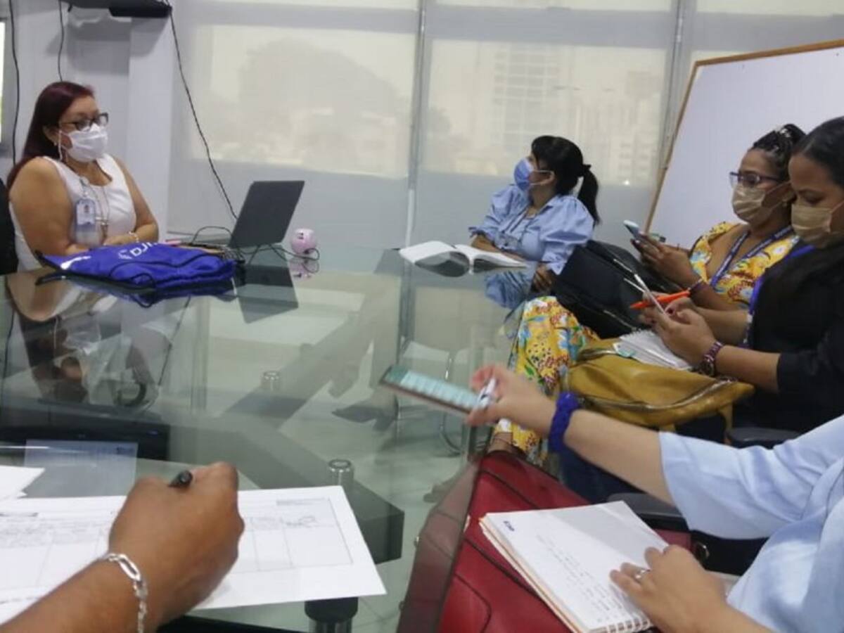 ESE Cartagena de Indias continúa proceso de formalización laboral