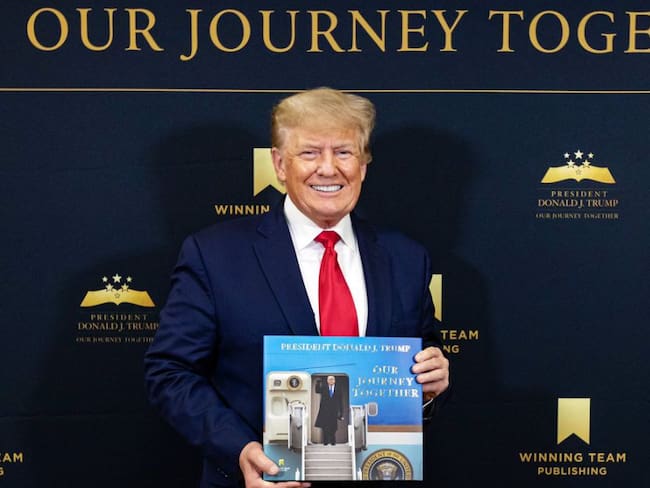 Fotógrafa de la Casa Blanca no publicará su libro tras polémica con Trump