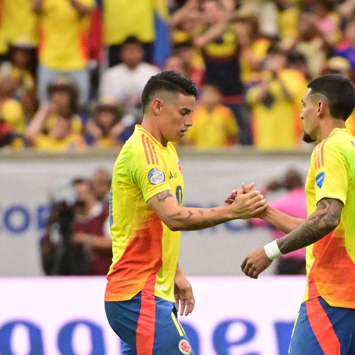 James Rodríguez y Daniel Muñoz, en el once ideal de la fecha 3 de la Copa América