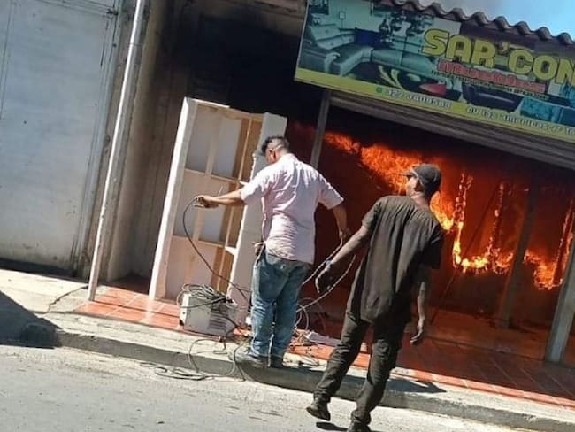 Hombre perdió la vida durante incendio de fábrica en Cúcuta