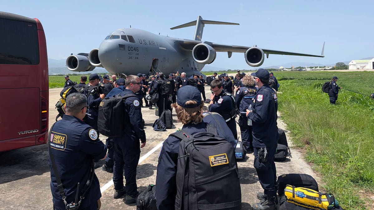 Aeropuerto de Caracas recibe vuelos de ayuda de Estados Unidos tras reapertura parcial