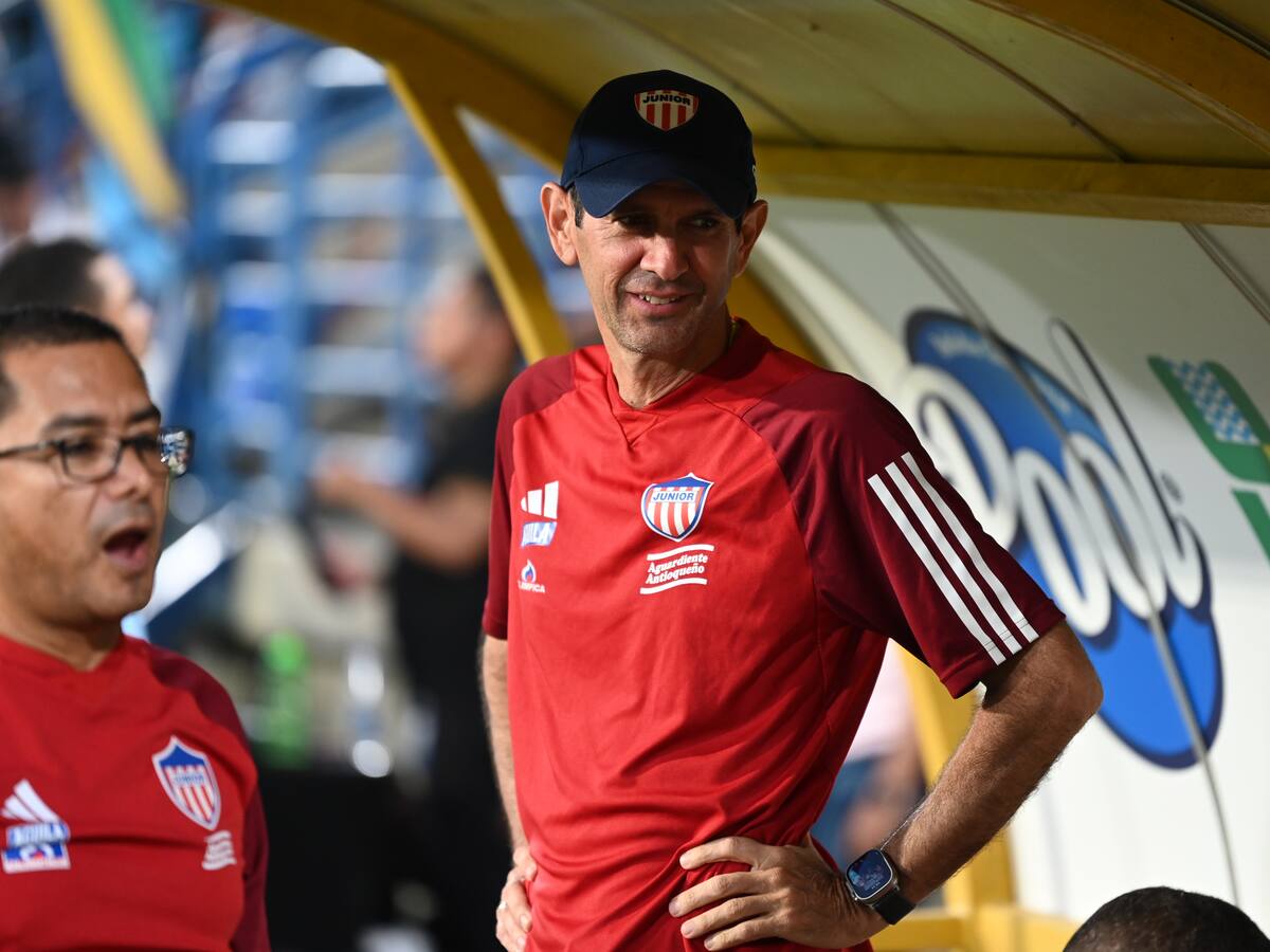 Arturo Reyes enciende las alarmas por la situación de Víctor Cantillo en Junior