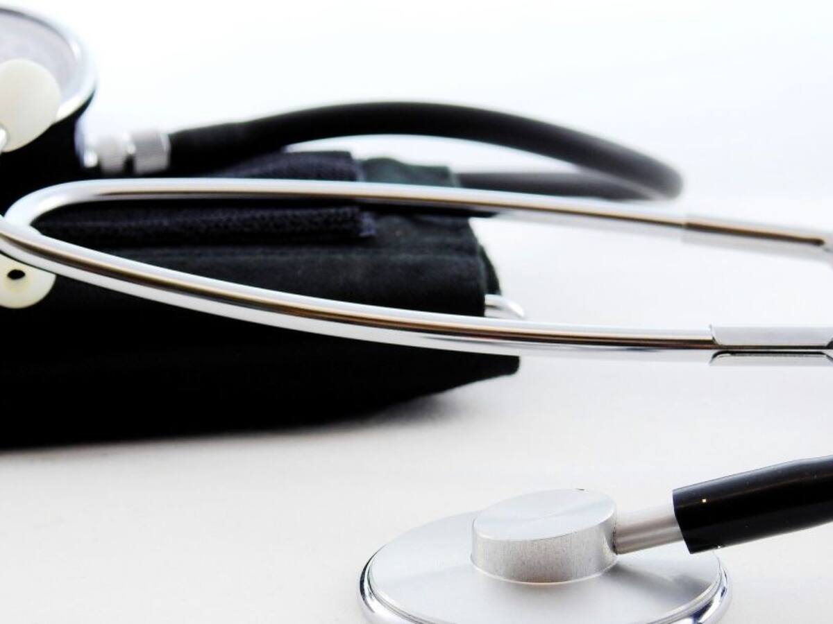 Gobierno realizó el primer giro de apoyo económico a 689 médicos residentes