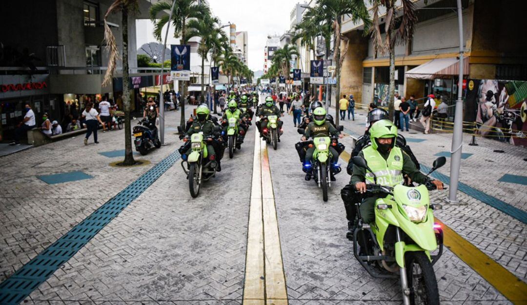 Policía en la carrera tercera de Ibagué 