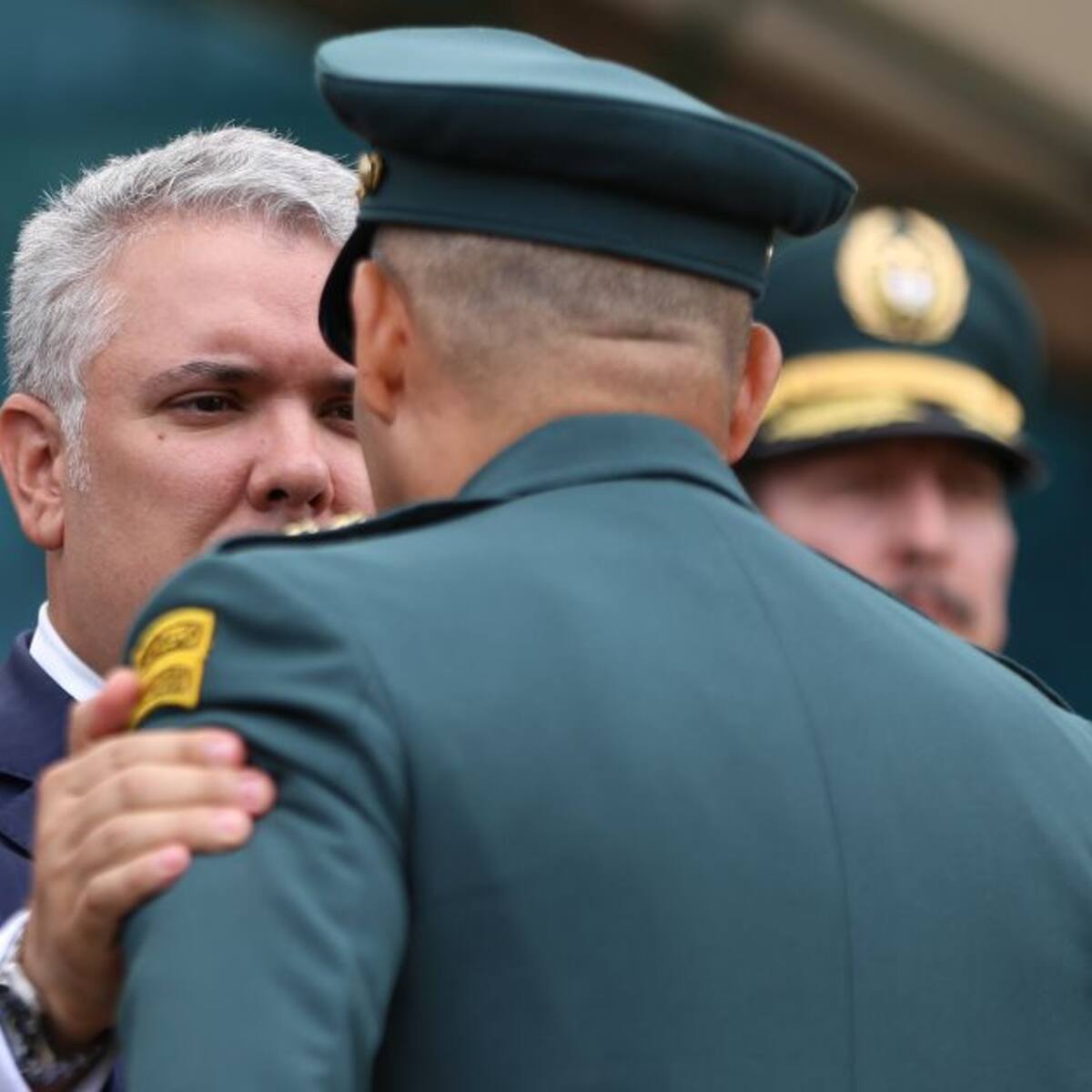 "Usted nunca ha participado en política": Iván Duque a general Zapateiro