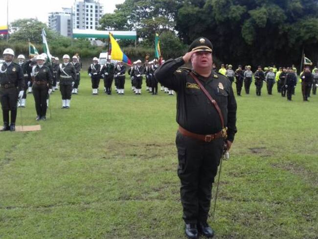 Pido a los policías respetar y honrar la institución: nuevo comandante en Quindío