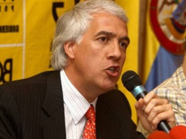 El alcalde de Bogotá anunció acuerdo para levantar parcialmente paro de transporte