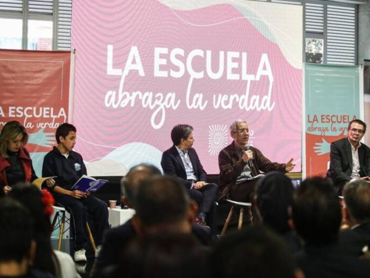 Informe de Comisión de la Verdad llega a más de 4.000 colegios colombianos