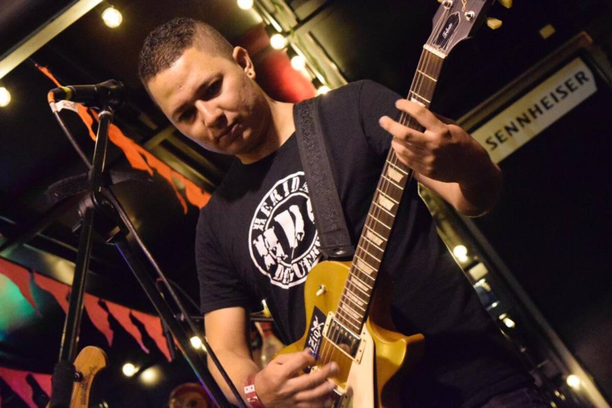 La agrupación ha grabado los albumnes  El Fin Justifica Los Medios, y Conocimiento Es Poder Combate la Ignorancia. 