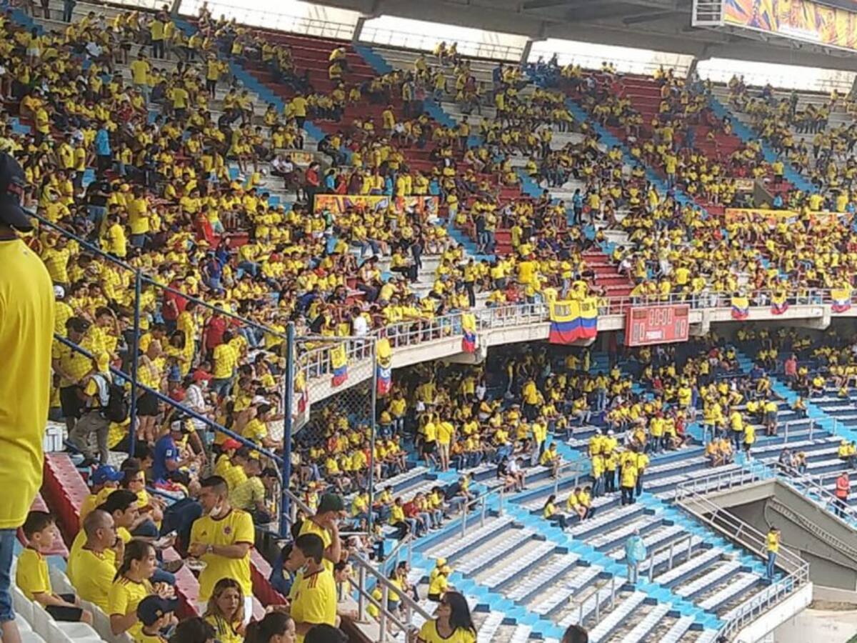 Vacunación completa, requisito para entrar al Metro a partidos de Colombia