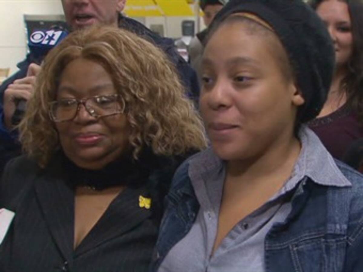 Estadounidense deportada por error a Colombia ya se reencontró con su familia