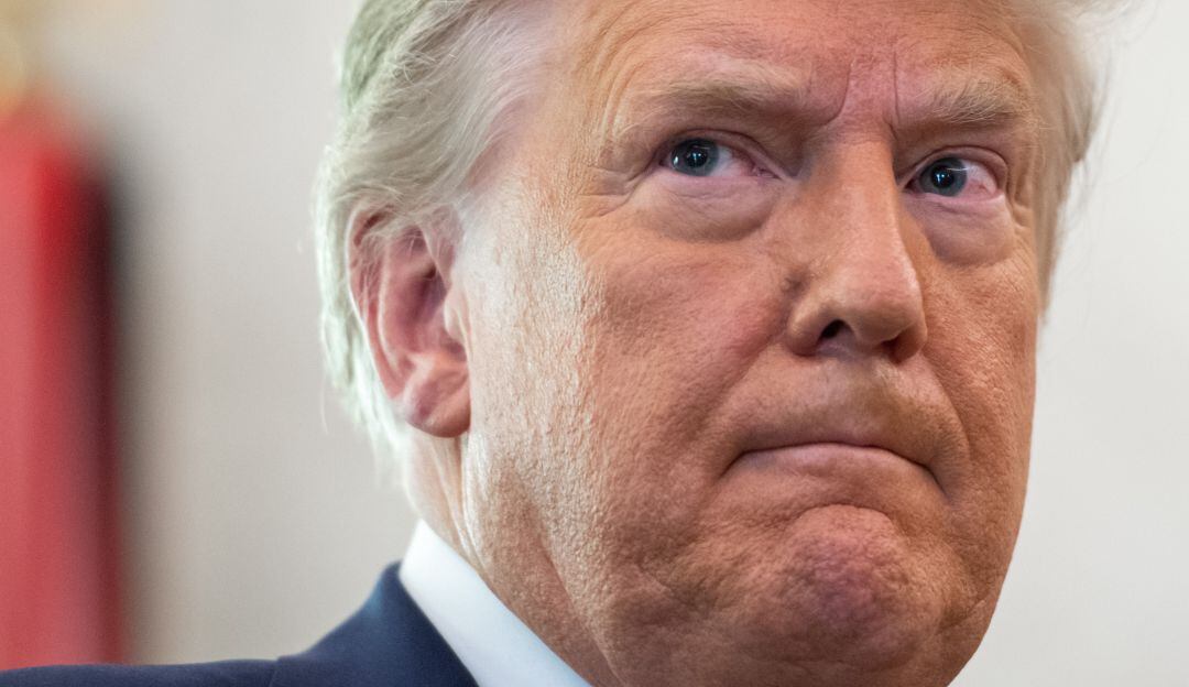 Facebook bloquea la cuenta de Trump por 24 horas