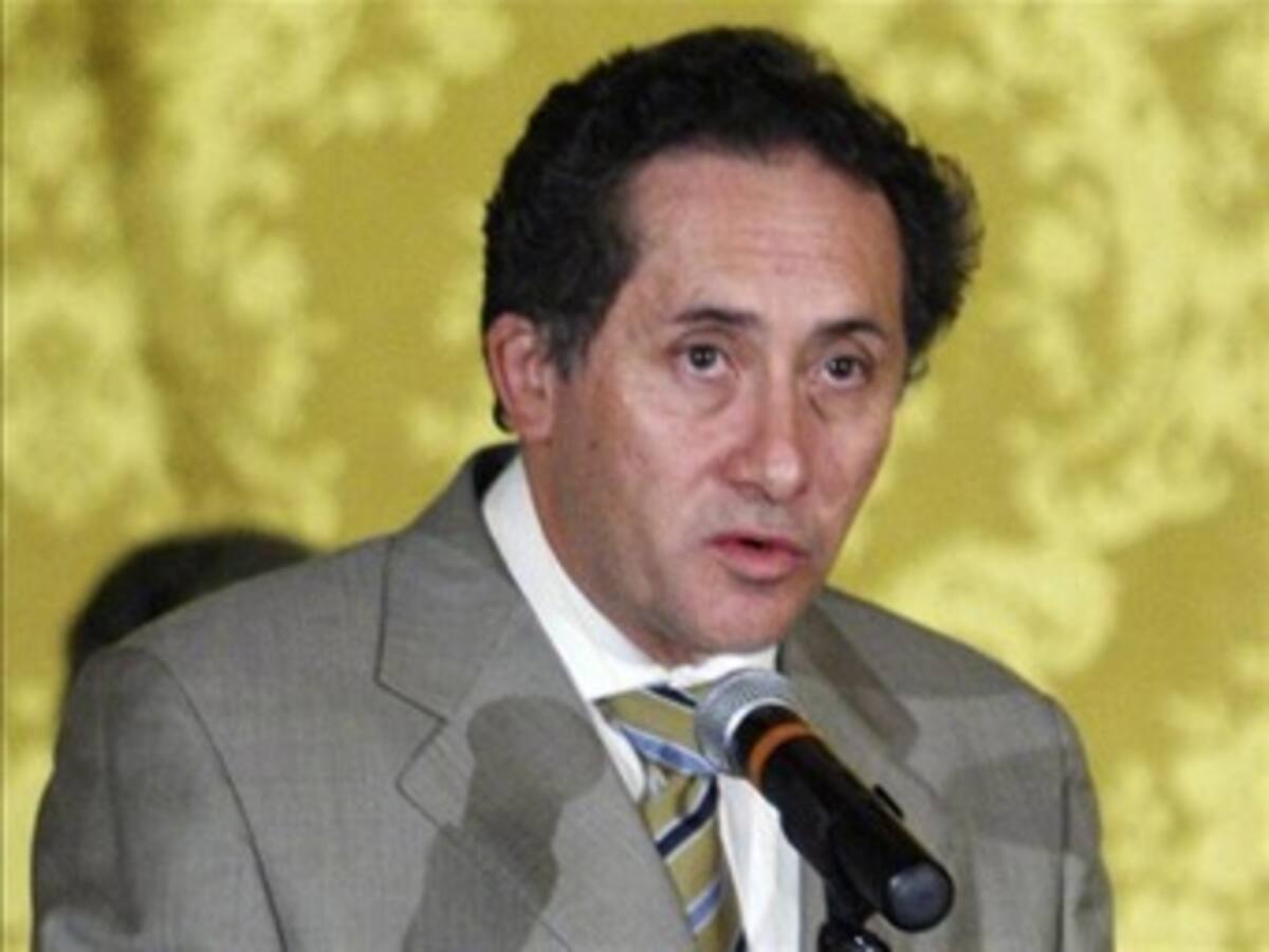 Ecuador destaca comunicación 'más fluida' entre Quito y Bogotá