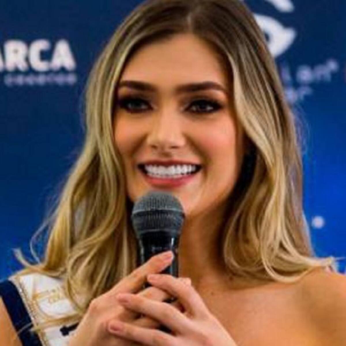 Miss universe Colombia visita la capital huilense